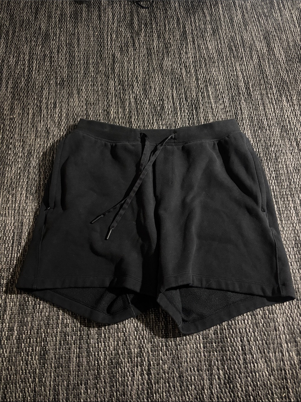 Lululemon Steady State Shorts Classic Fit 4.5” Size Medium